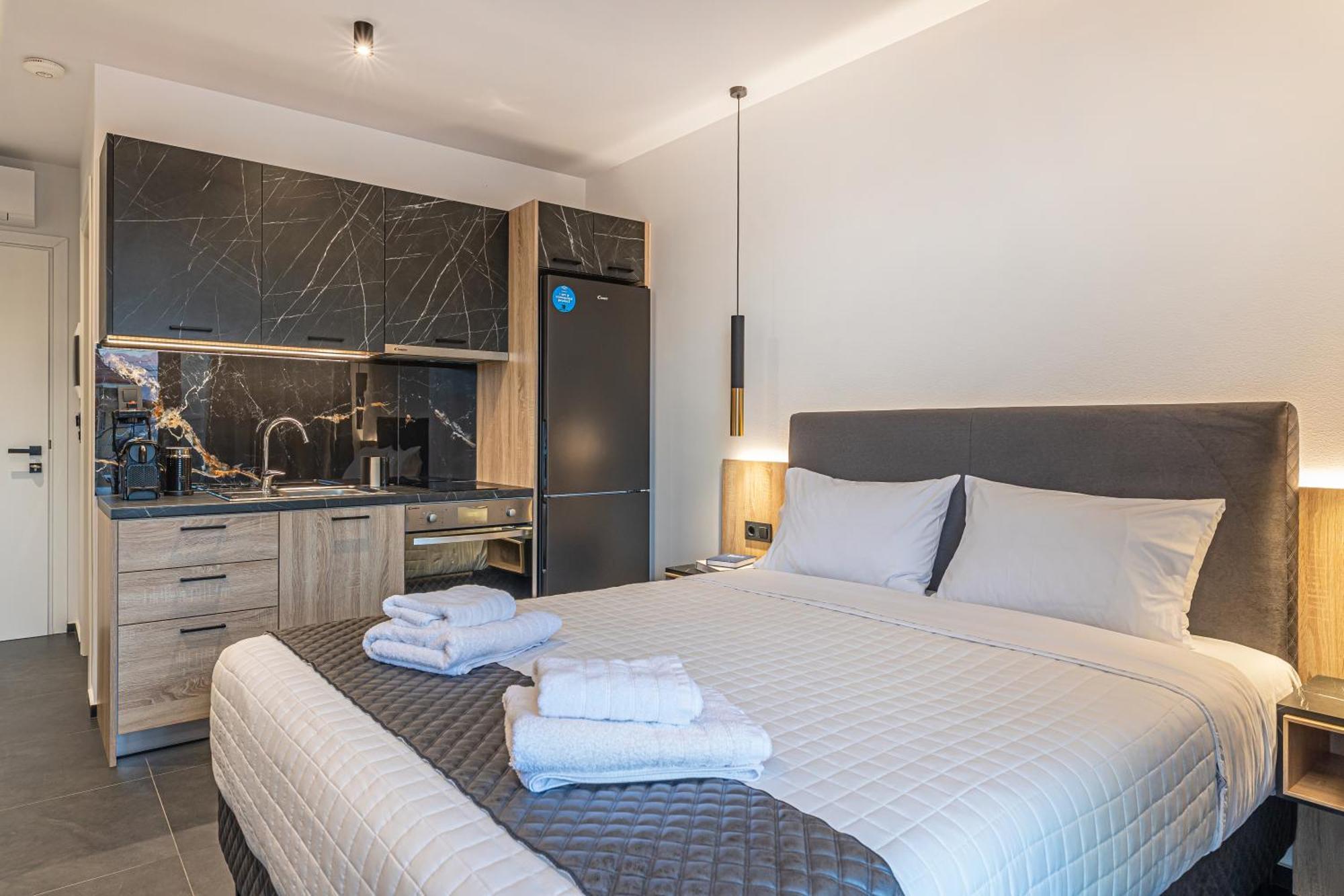 City Hill Luxury Apartments Ioannina Exterior photo